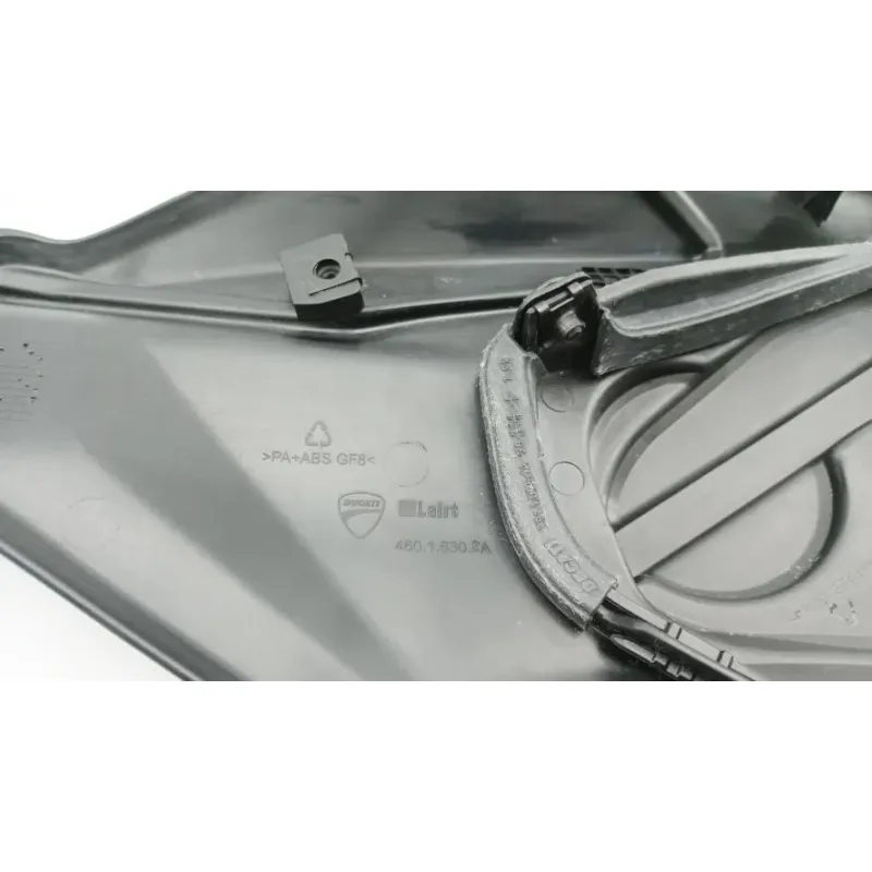 Demi flanc selle gauche DUCATI STREETFIGHTER 955 V2 ABS 2022 - 2024