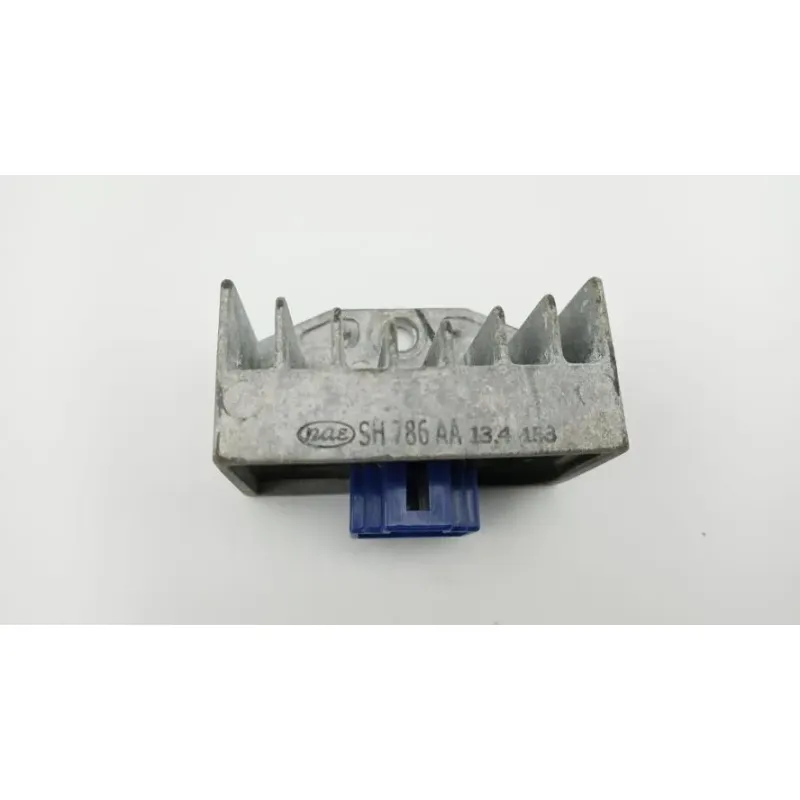 Regulateur charge batterie HONDA CBF 125 2009 - 2014