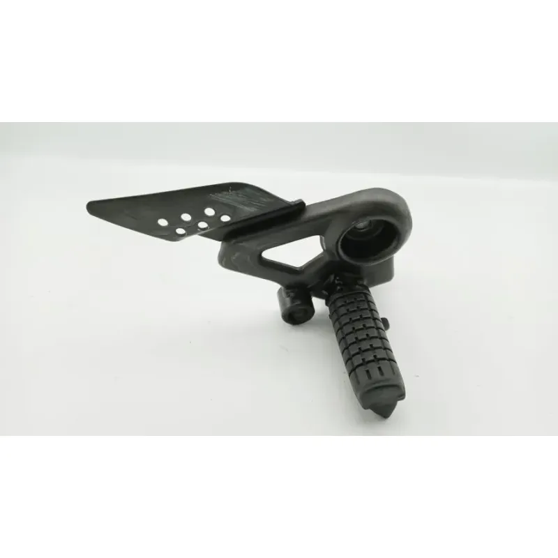 Platine avant droite HONDA CBF 125 2009 - 2014