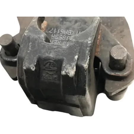Etrier de frein avant PEUGEOT KISBEE 50 2011-2017 2T