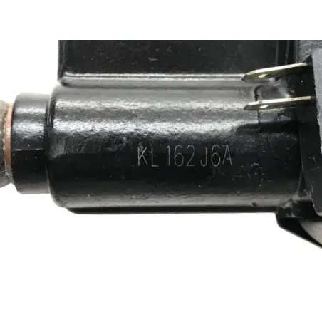 Etrier de frein avant PEUGEOT KISBEE 50 2011-2017 2T