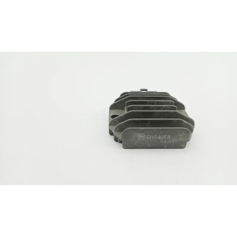 Regulateur charge batterie YAMAHA YZF 125 R 2008 - 2013