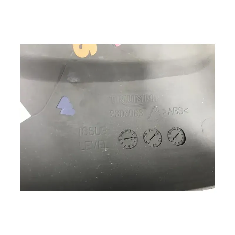 Cache carenage sous selle droit TRIUMPH STREET TWIN 900 2016-2018
