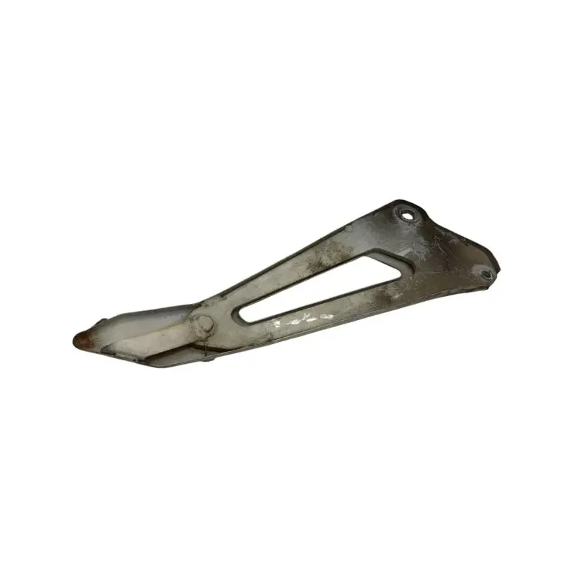 Platine et repose pieds arriere gauche YAMAHA YBR 125 2005-2006