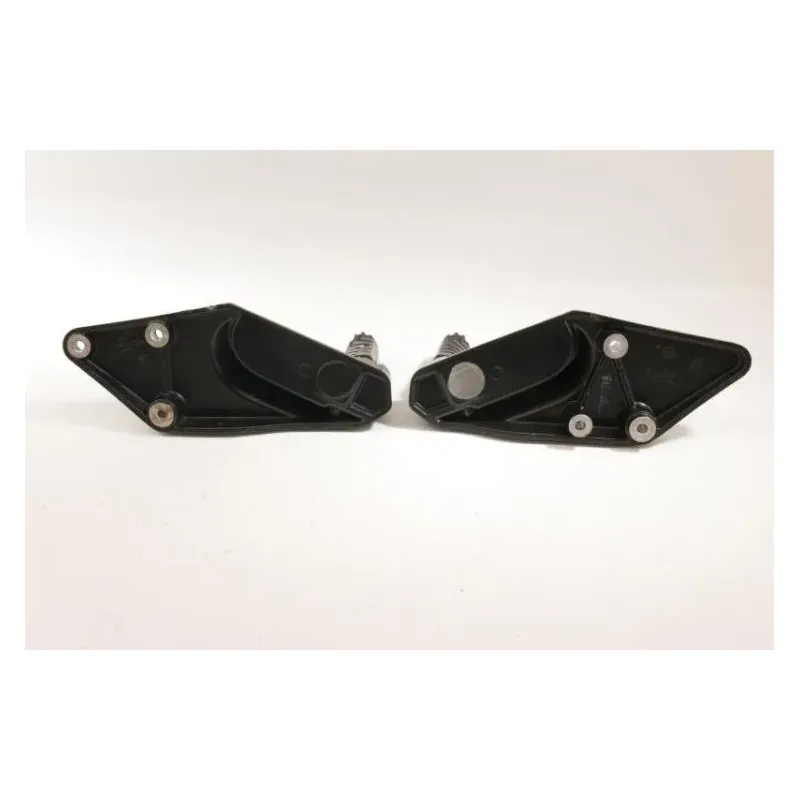 Repose pieds arriere droit APRILIA SRV 850 2012 - 2017