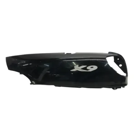 Cache carenage coque arriere gauche PIAGGIO X9 125 2001-2002