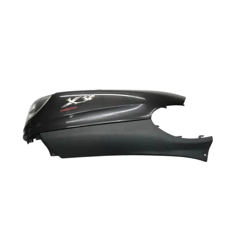 Cache carenage coque arriere droit PIAGGIO X9 EVO 250 2004-2006
