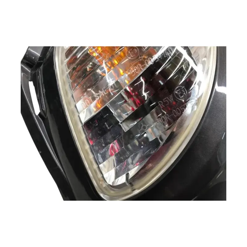 Cache carenage coque arriere droit PIAGGIO X9 EVO 250 2004-2006