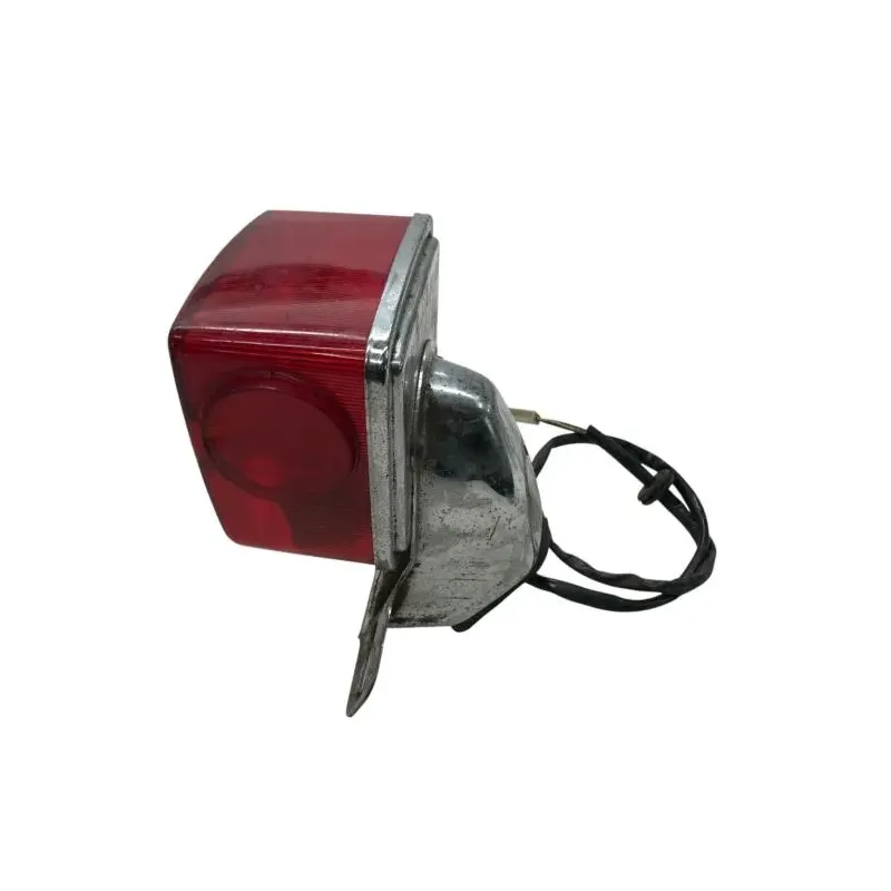 Feu arriere SUZUKI GN 125 1982-1996