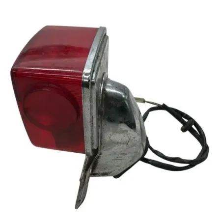 Feu arriere SUZUKI GN 125 1982-1996