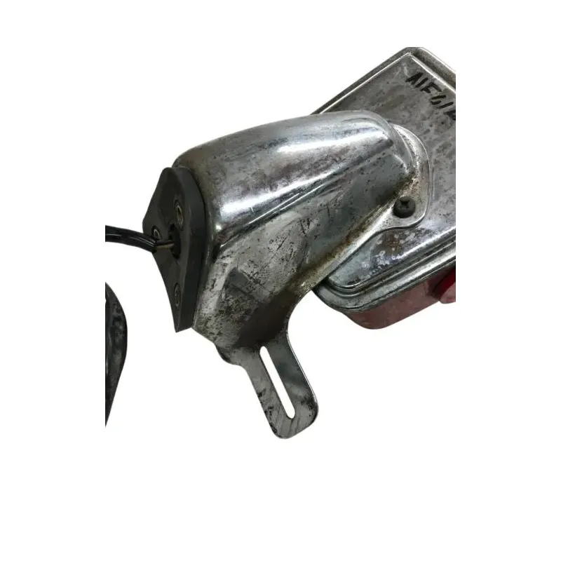 Feu arriere SUZUKI GN 125 1982-1996