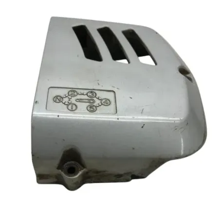 Carter pignon de sortie de boite SUZUKI GN 125 1982-1996