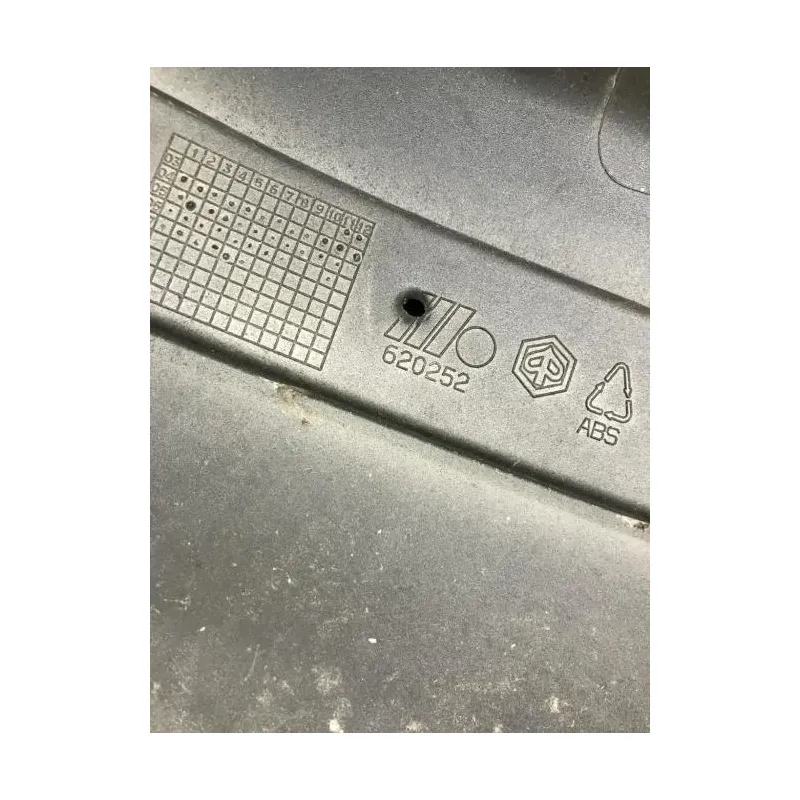 Cache carenage coque arriere droit PIAGGIO X EVO 125 2007-2016