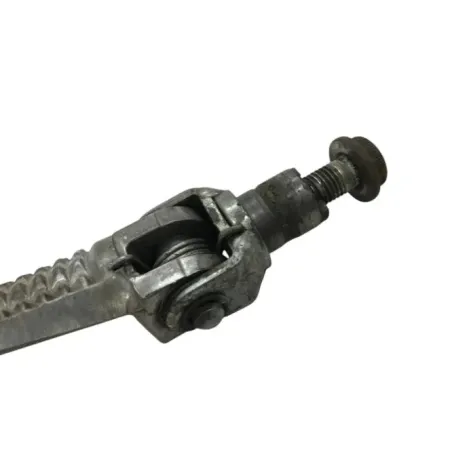 Repose pieds avant gauche SUZUKI GSXR 1000 2003-2004