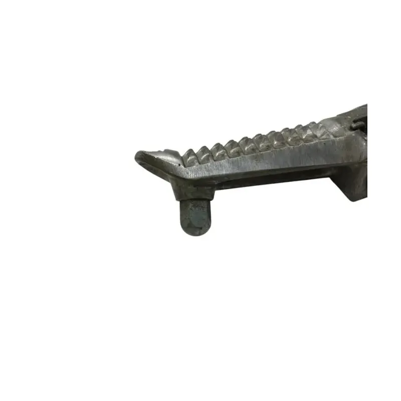 Repose pieds avant gauche SUZUKI GSXR 1000 2003-2004