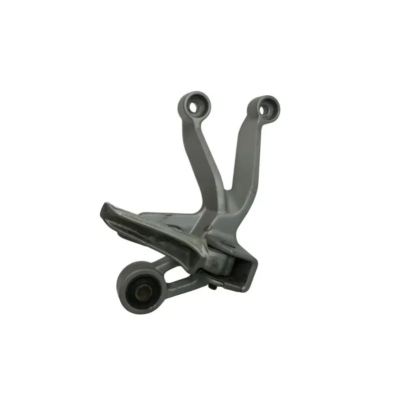 Platine et repose pieds arriere droit SUZUKI GSXR 1000 2003-2004