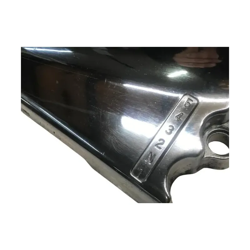 Carter pignon de sortie de boite SUZUKI VZ 800 1997-2002 MARAUDER