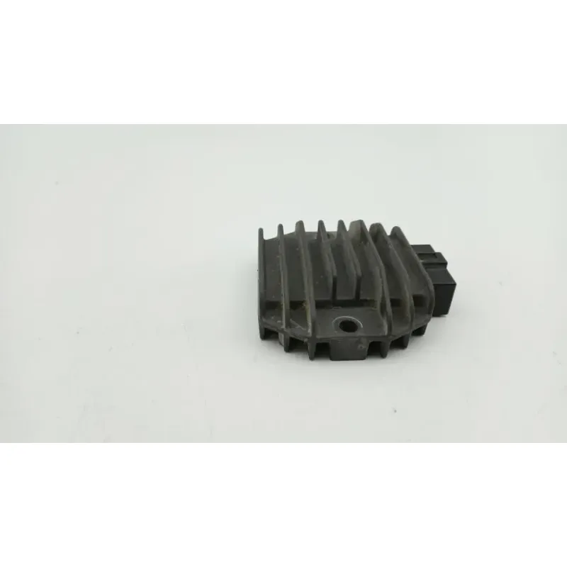 Regulateur charge batterie GILERA NEXUS 125 2007 - 2009