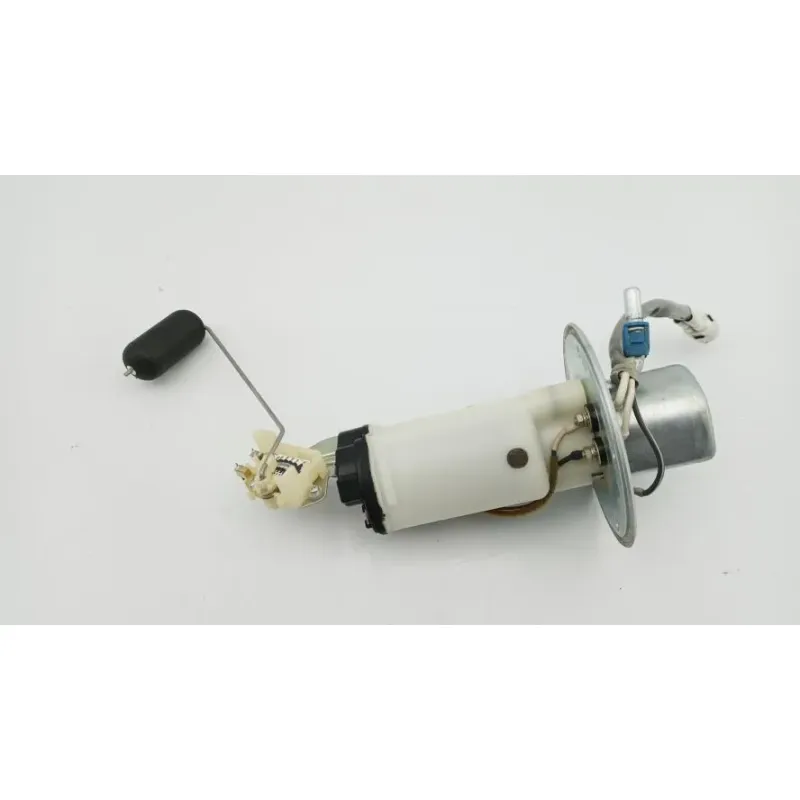Pompe a essence SUZUKI GSX 1300 BKING 2007 - 2011