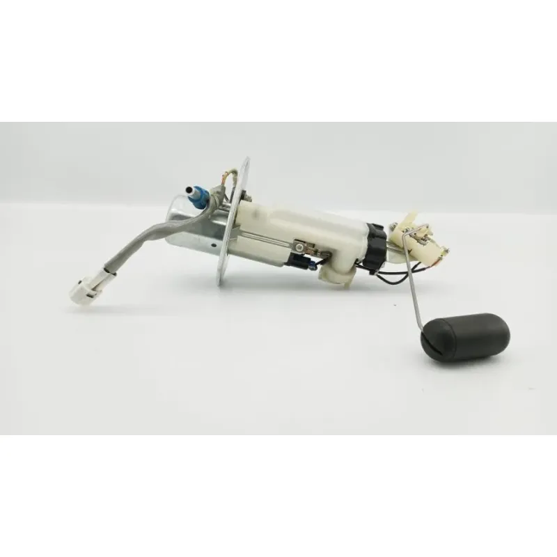 Pompe a essence SUZUKI GSX 1300 BKING 2007 - 2011