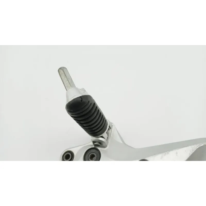 Platine avant droite SUZUKI GSX 1300 BKING 2007 - 2011