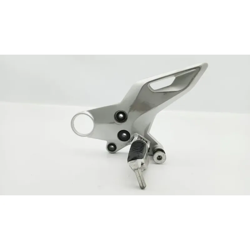 Platine avant gauche SUZUKI GSX 1300 BKING 2007 - 2011
