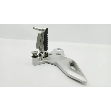 Platine avant gauche SUZUKI GSX 1300 BKING 2007 - 2011