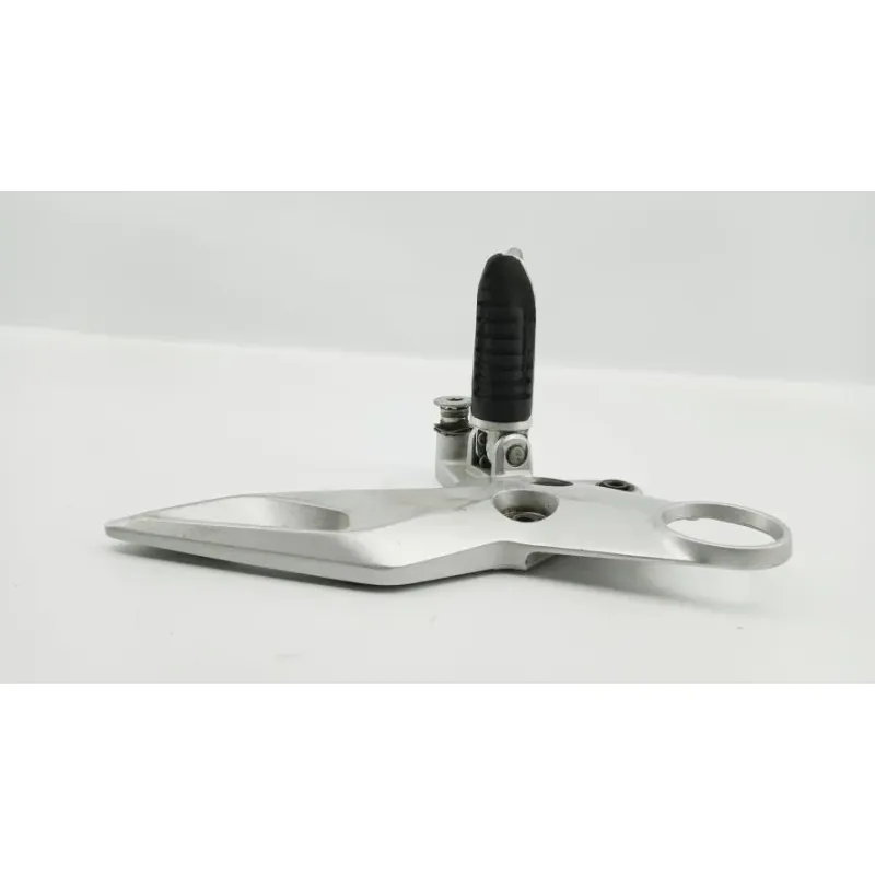 Platine avant gauche SUZUKI GSX 1300 BKING 2007 - 2011