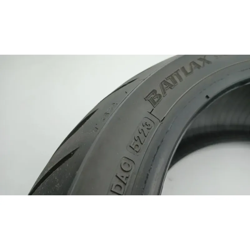 Pneu arriere BMW S 1000 XR 2020 - 2026