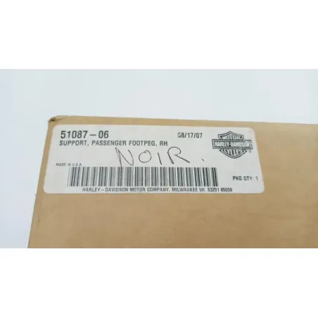 Repose pieds arriere droit HARLEY DAVIDSON VRSCR 1130 STREET ROD 2005 - 2007