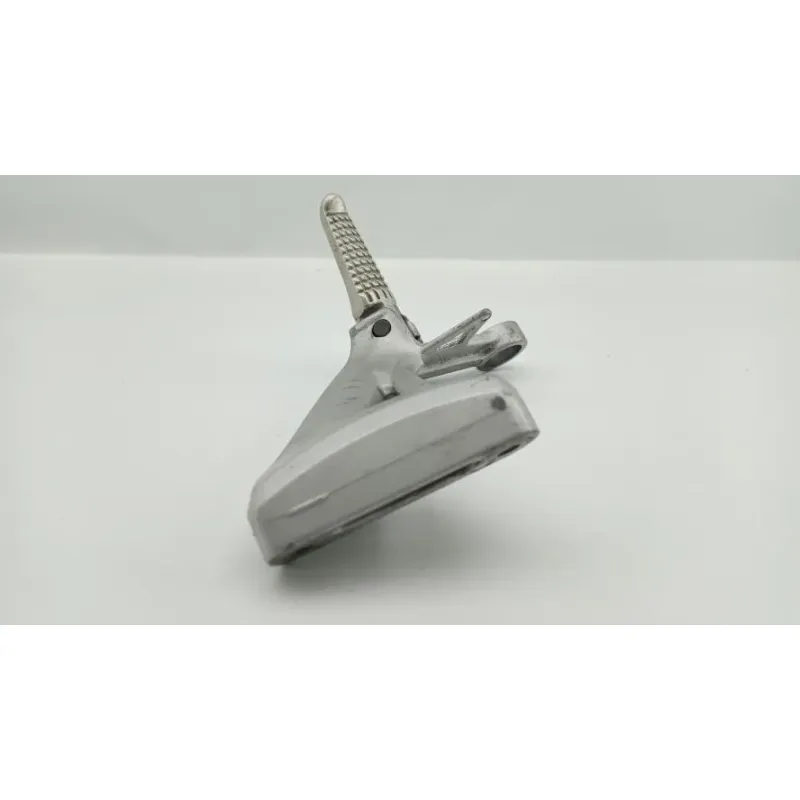 Platine arriere droite SUZUKI SV 650 N 1999 - 2002