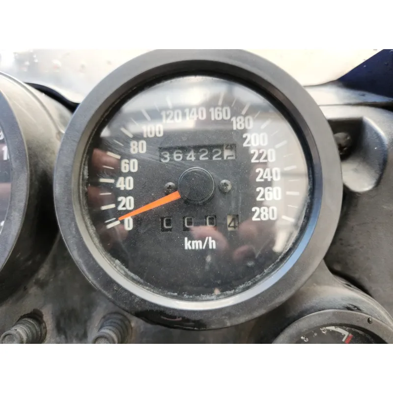 KAWASAKI GPZ 1000 RX