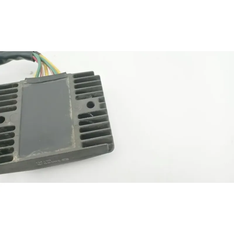 Regulateur charge batterie GILERA NEXUS 125 2008 - 2010