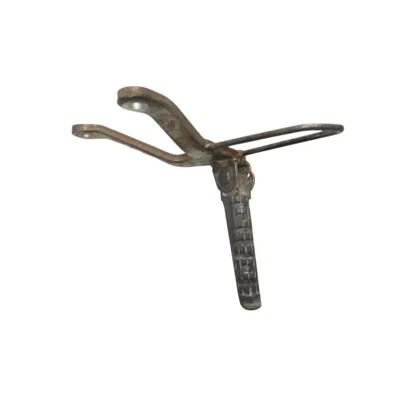 Platine et repose pieds arriere gauche YAMAHA YSR 50 1987-1992