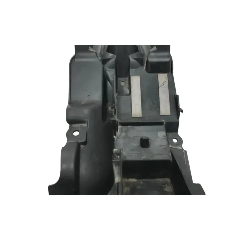 Passage de roue SUZUKI GSR 600 2006-2010