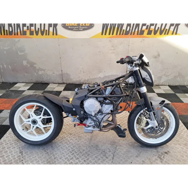 MV AGUSTA BRUTALE 800