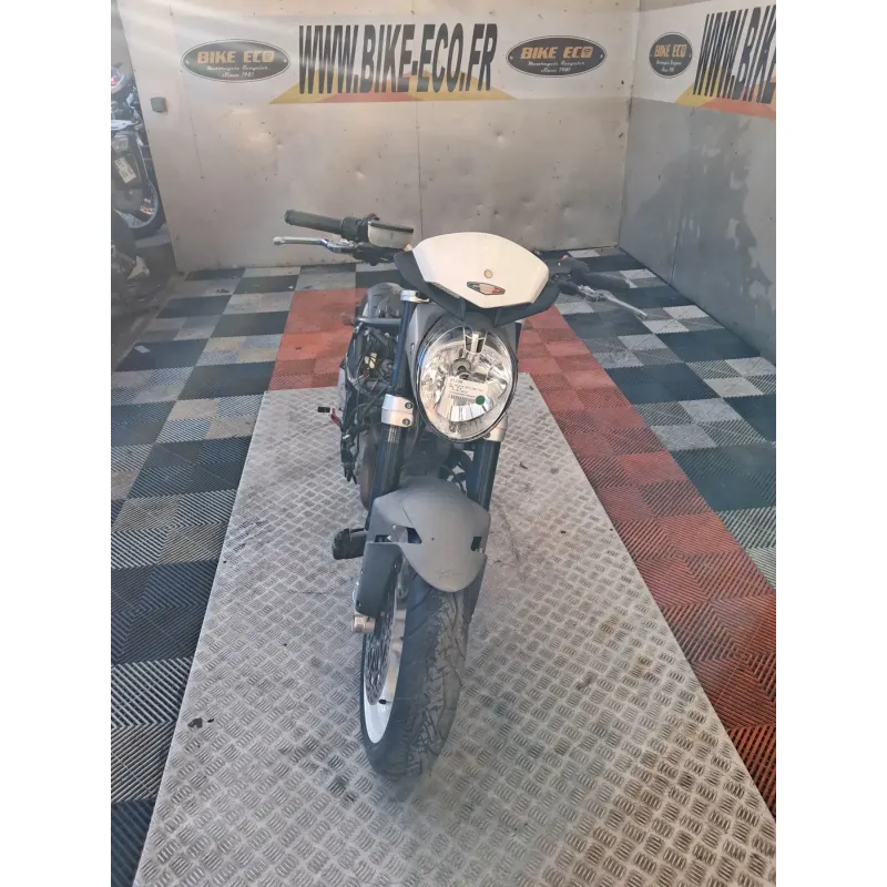 MV AGUSTA BRUTALE 800