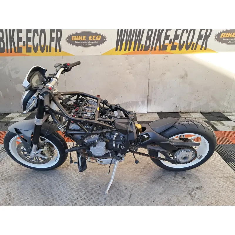 MV AGUSTA BRUTALE 800