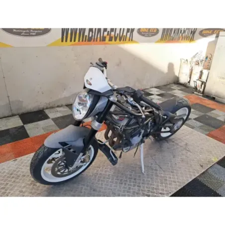 MV AGUSTA BRUTALE 800