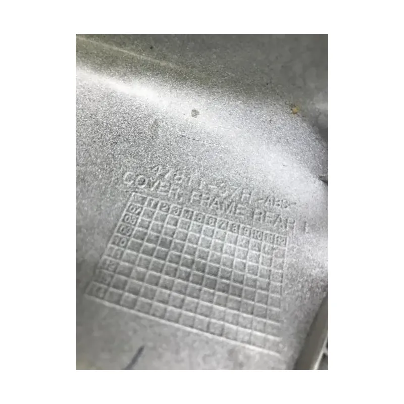 Cache carenage coque arriere gauche SUZUKI GSXR 600 2008-2010