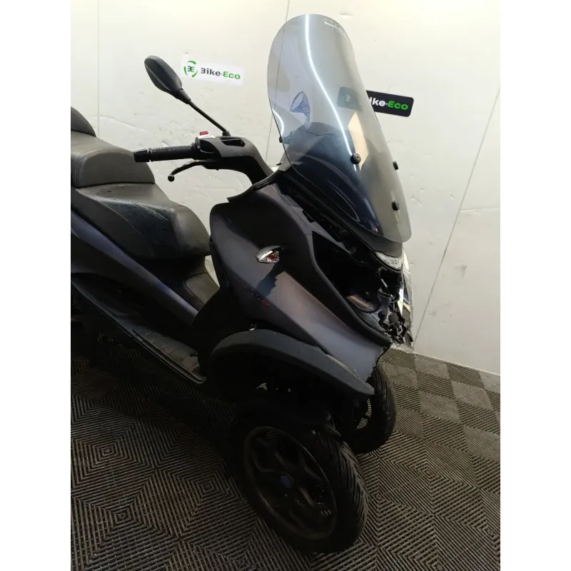 PIAGGIO MP3 300