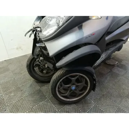 PIAGGIO MP3 300
