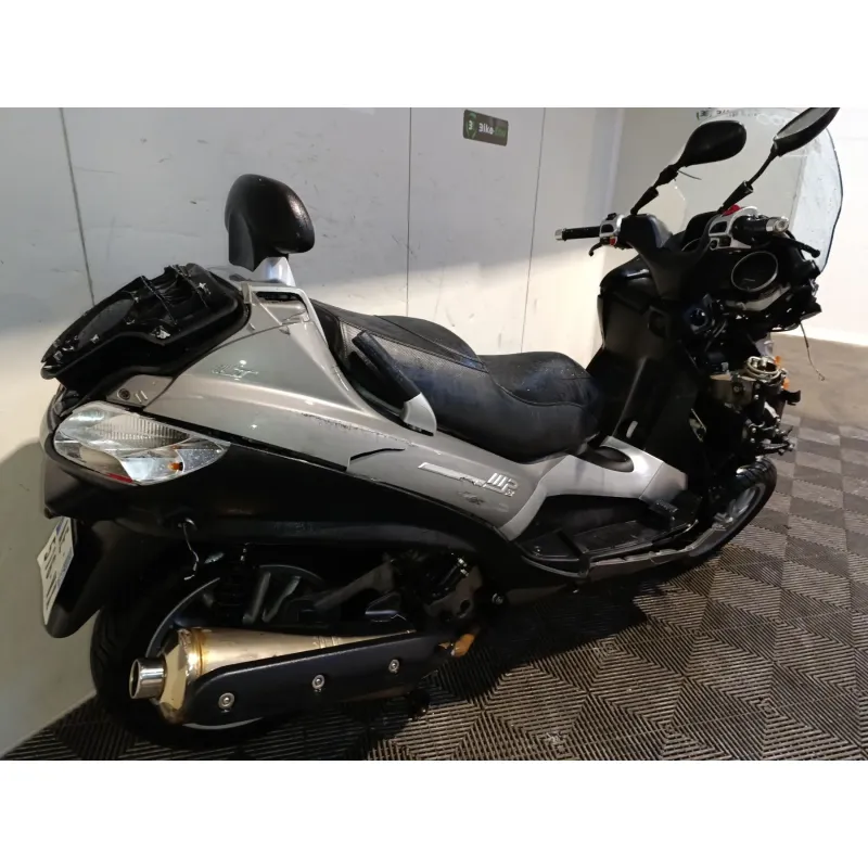 PIAGGIO MP3 400