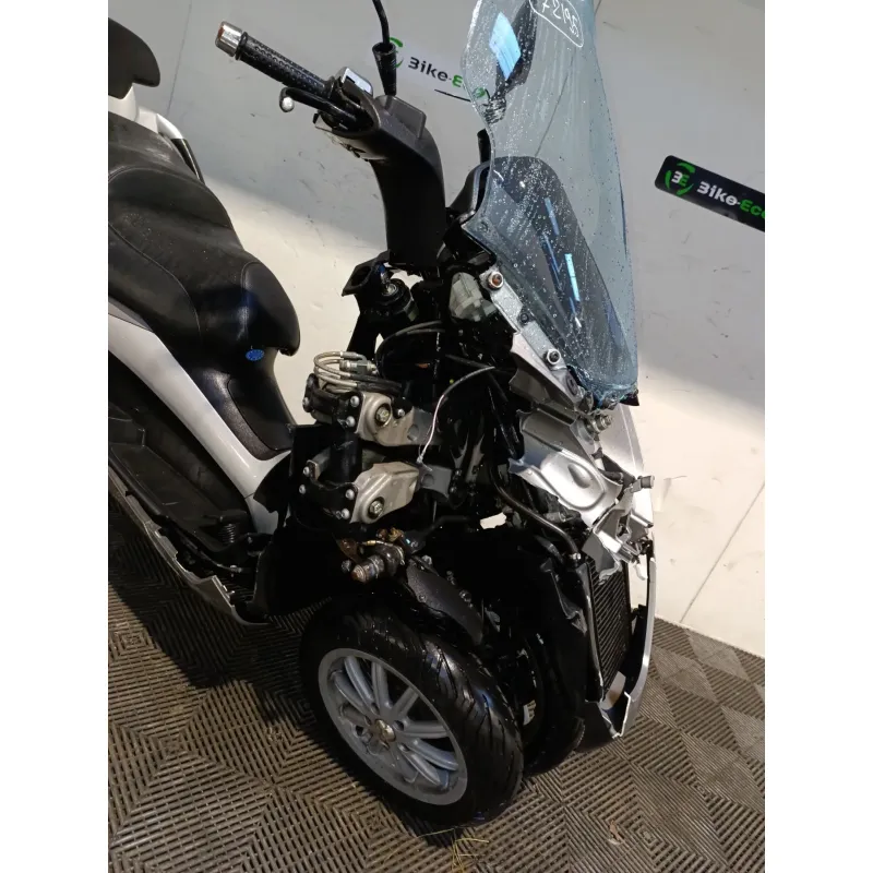 PIAGGIO MP3 400