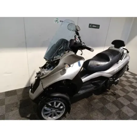 PIAGGIO MP3 400