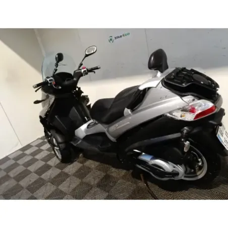 PIAGGIO MP3 400