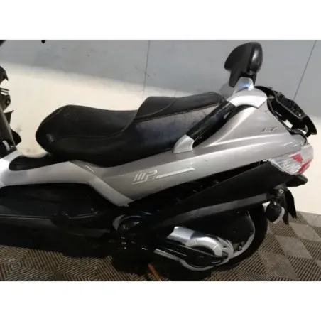 PIAGGIO MP3 400