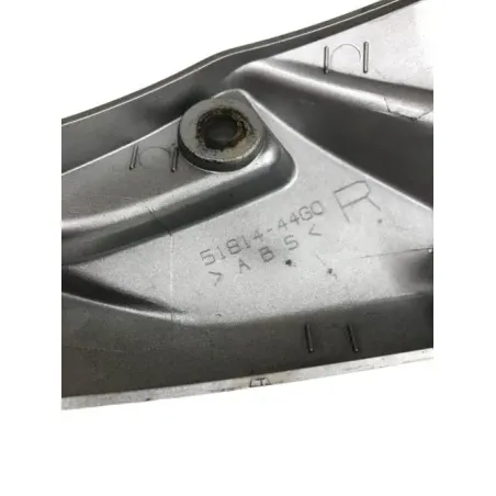 Caches phare droit gauche SUZUKI GSR 600 2006-2010