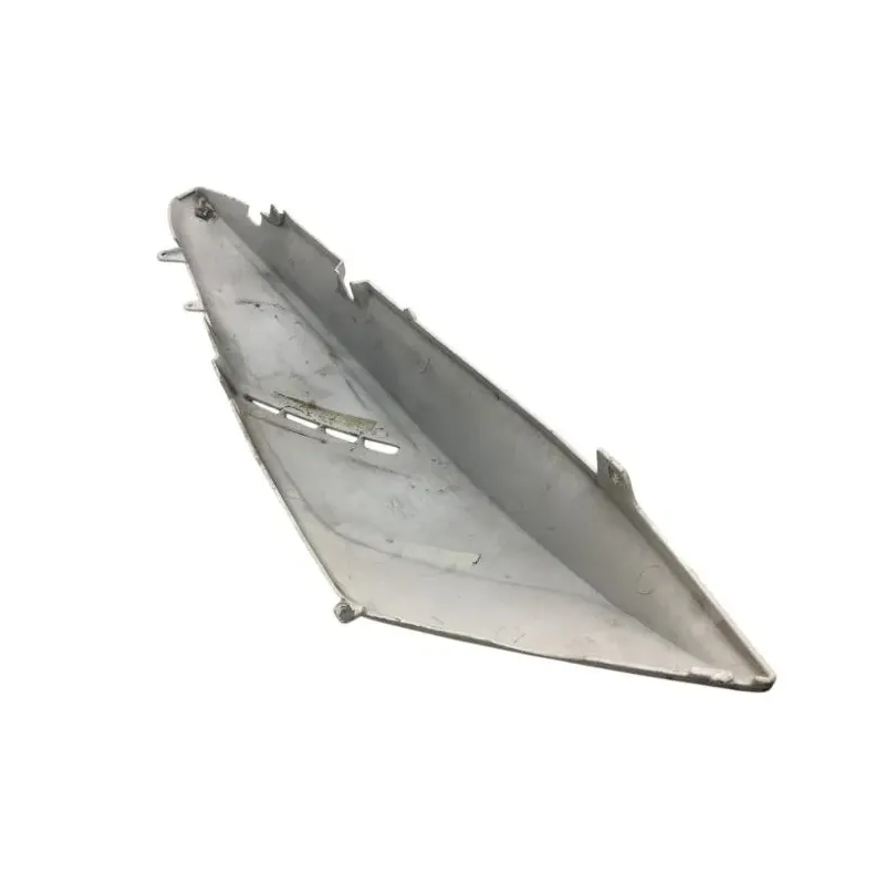 Cache carenage coque arriere gauche GILERA GP 800 2007-2011