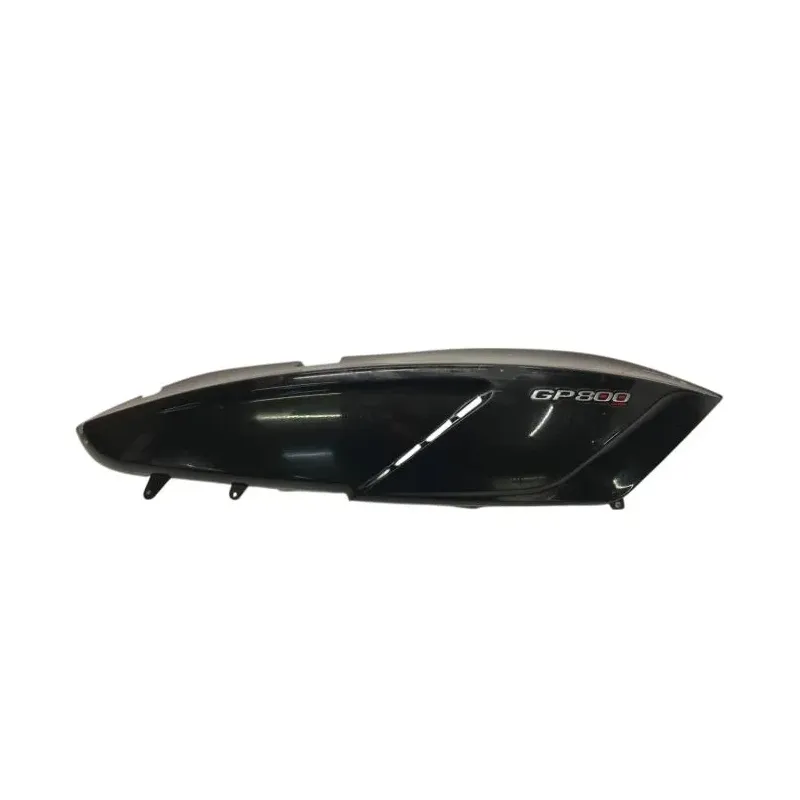 Cache carenage coque arriere droit GILERA GP 800 2007-2011
